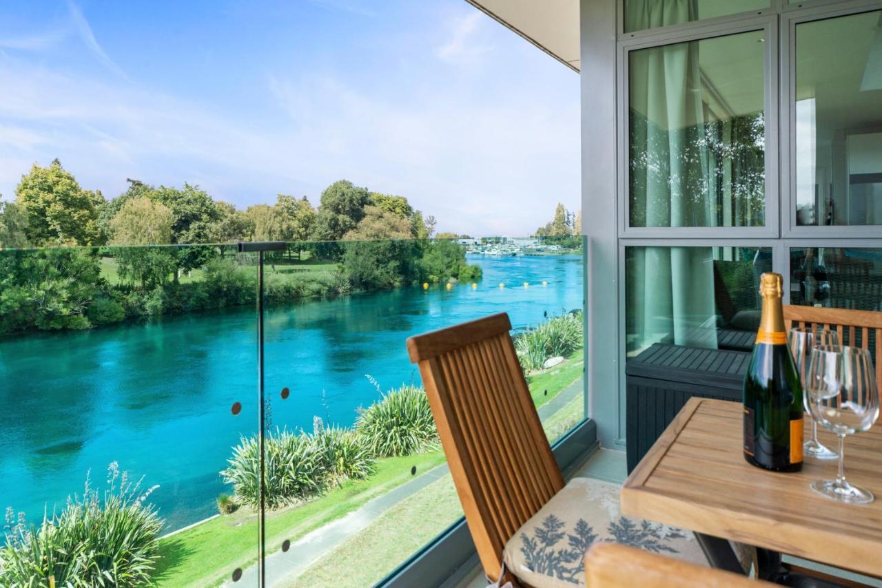 Two Views Taupo Apartment Bagian luar foto