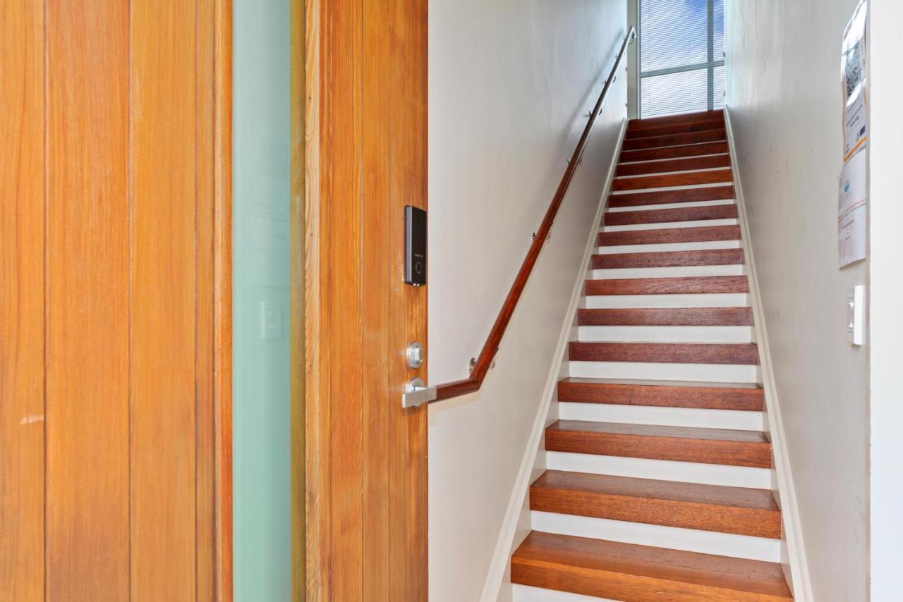 Two Views Taupo Apartment Bagian luar foto
