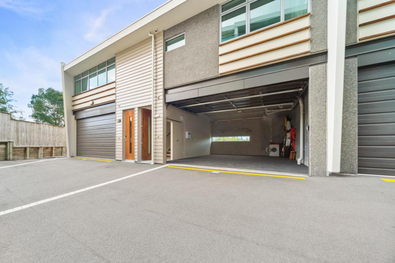 Two Views Taupo Apartment Bagian luar foto